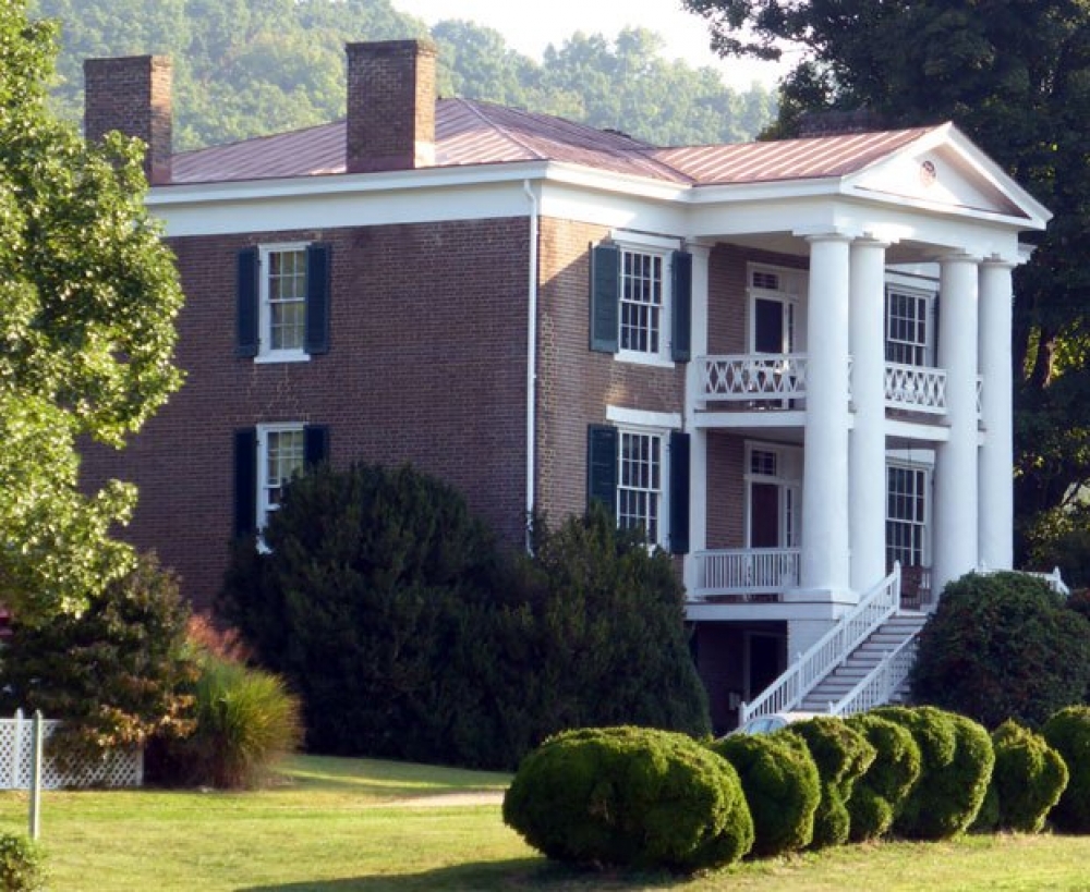 Maple Hall Inn