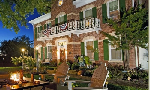 Cloran Mansion Bed and Breakfast