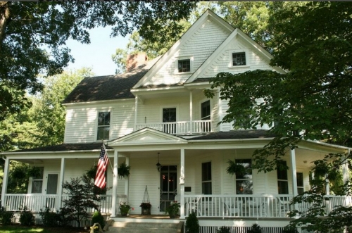 Oak Hill on Love Lane Bed and Breakfast